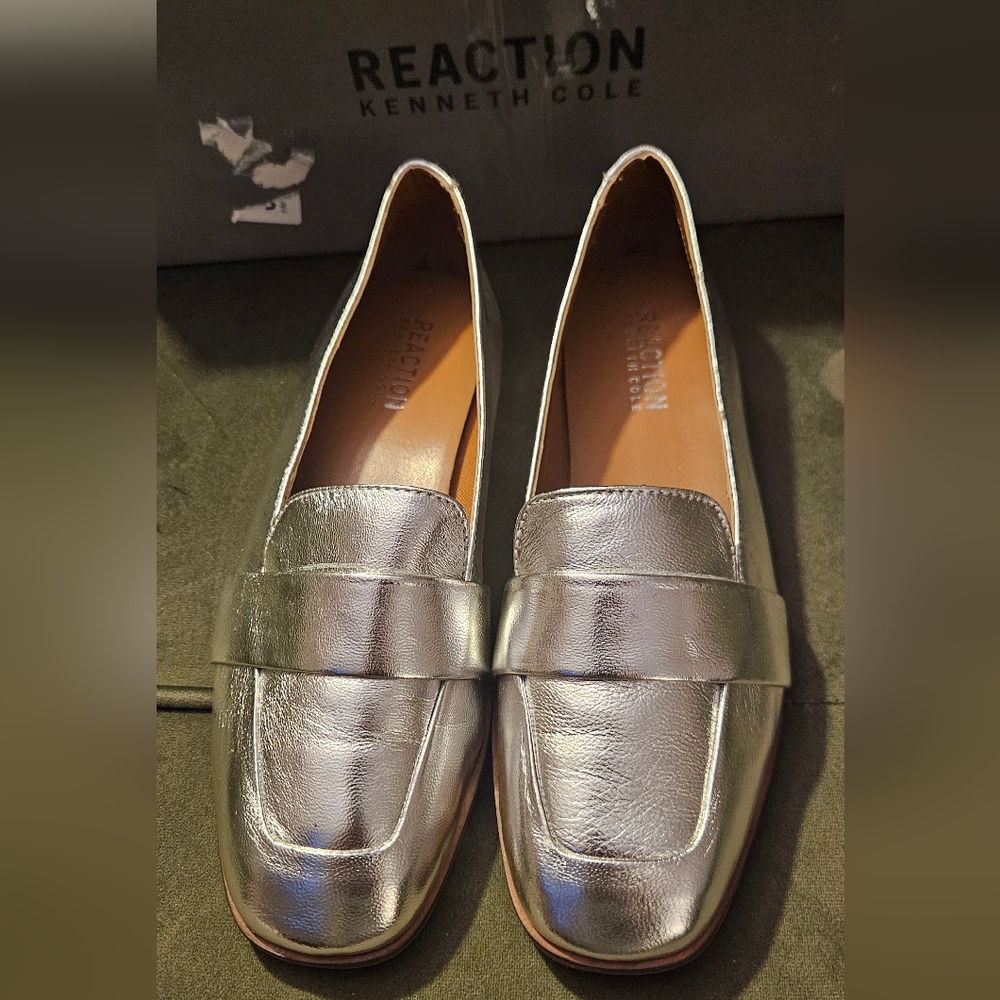 Women's Leather Kenneth Cole Reaction Glide Slide Loafer Flats Sz 6
